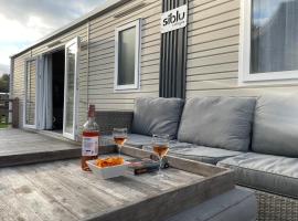 Gezellig 6-persoons Chalet vlak bij Het Hemelriekje, hotel a Gasselte