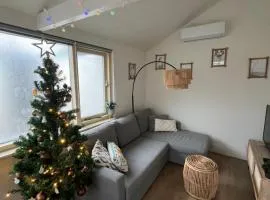 Bed & Beach Noordwijk - free parking and close to beach!