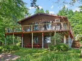 The Dells Lakeside Dream - A Waterfront Property