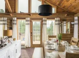 The Moose Hoose Cabin With Views and Game Room