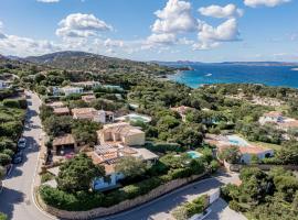 VILLA PITRIZZINA 8, Emma Villas, hotel i Liscia di Vacca