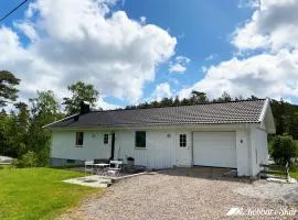 Villa with sauna, 650 m to the beach SE09135