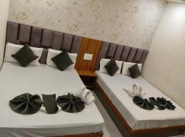 Grey stone- Two mints walk from Golden Temple, gazdă/cameră de închiriat din Amritsar