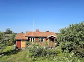 Cozy cottage near Hälleviksstrand SE09132