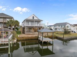 Family Thyme Canal House, Hotel in Surf City