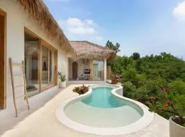 Sea-View Cliff Villa - Private Pool - 5min to Kuta