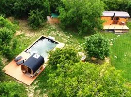 Glamping Tři oříšky na Vysočině