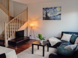 La Maison Arc-en-ciel aux portes de Toulouse, jardin et parking, hotel i Toulouse