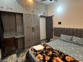 Nomadic Patna, camera con cucina a Patna