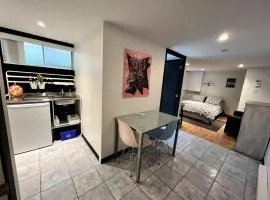 Charmant petit studio à 15 minutes de Montréal