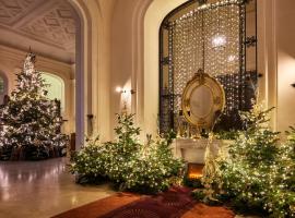 Château Jeanne & The Forest - Château de Montvillargenne, hotel i Gouvieux
