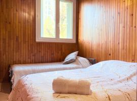 Positive country、オルネー・スー・ボアのホテル