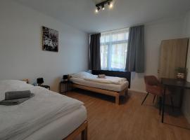 Waldblick Suite 100 qm, hotel em Strullendorf