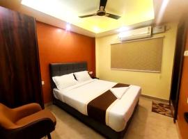 Hotel Royal - View - Residency & Restaurant Bodh Gaya Near Temple & The Great Buddha Statue Fully Air Conditioning Rooms- Premium Quality Hotel Inn Bodh Gaya, hotel in Bodh Gaya
