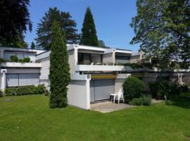 Königsegg mit Hallenschwimmbad, ξενοδοχείο σε Reichenau