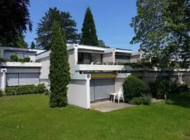 Königsegg mit Hallenschwimmbad