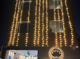 Troy Resorts and wellness, hotel in Zirakpur