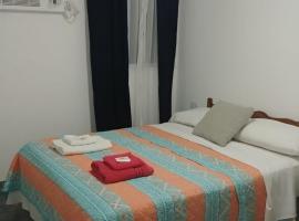 Acuario 2, hotel in Presidencia Roque Sáenz Peña