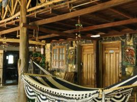 Beautiful house in Guasacate 100 meters from the sea, hotel in Popoyo