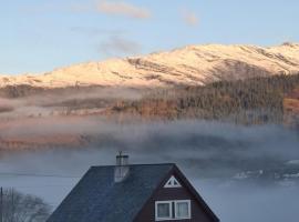 Family Friendly House With Panoramic Views, hotel en Vossevangen