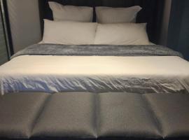 The pentagon luxury, hotel i Midrand