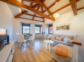 Casa de la Torre, vistas al mar, Ría de Muros, Hotel in Muros