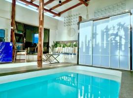 1BR Private Pool Villa in Batu, Malang - Omah Susi, hotel in Punten