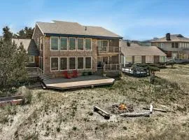 Fantastic Beach View! Oregon Escape with Game Room