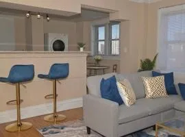 The Cozy Luxe Retreat, Central West End