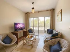 Apartmento à 2 minutos da Praia do Forte e Ilha do Japonês