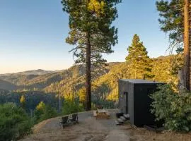 Postcard Cabins Big Bear, Outdoor Collection by Marriott Bonvoy