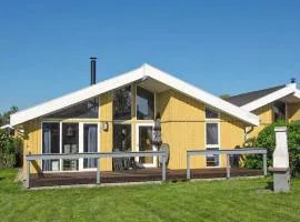 Cozy Home In Rechlin With Sauna