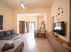 Sands Guesthouse G01 With Sofa Bed In Batroun