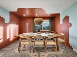 Outdoor Movie - Pingpong & Volleyball - Cozy 5BD