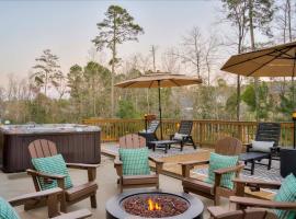 Augusta Abode: Golf~HotTub~Theater~Bball~ANGC15min, hotel em Augusta