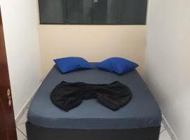 Pousada Blue Beach House, hotel in Peruíbe