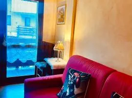 Charme a Cervinia Downtown Ski in-Ski out