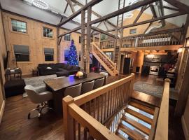 Spacious Barn House experience!, ξενοδοχείο σε Hellertown