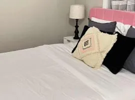 Gillespie 1059 B 3Bed 2bath by SD Stay