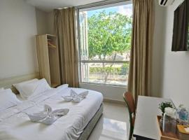 Swing & Pillows - Damansara Jaya, hotel v destinaci Petaling Jaya