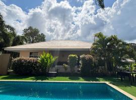 Villa Sun 4, hotel en Mae Nam