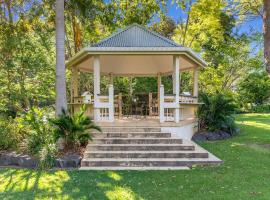 Cottage on Boambee, hotel di Boambee