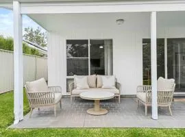 The Little Husky by Experience Jervis Bay