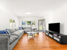 Poppi's Paradise - 5 Minutes Walk to the Beach