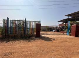 푸네에 위치한 호텔 Hotel Sarnobat Eagle Nest