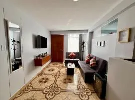 Cozy & Centric Apartment in great location!