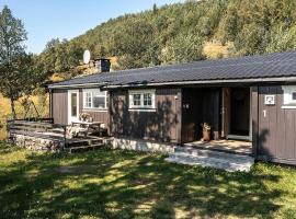 Cozy Cabin In Birch Forest Near Hemsedal, hotel din Lykkja