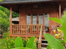 Yellow Coco Gili Gede