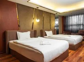 Taij Business Hotel