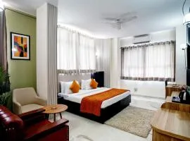 Hotel The MG Road Near Sikanderpur Metro